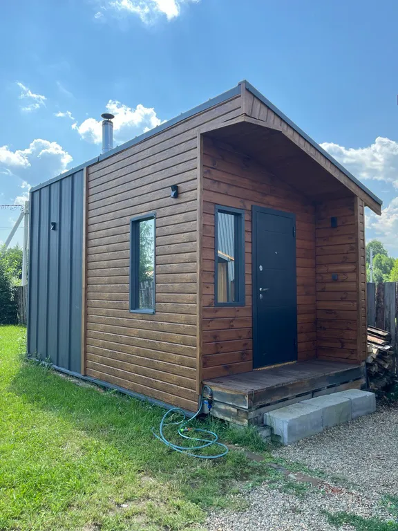 Просторный дом Барн-хаус с русской баней и беседкой с мангальной зоной