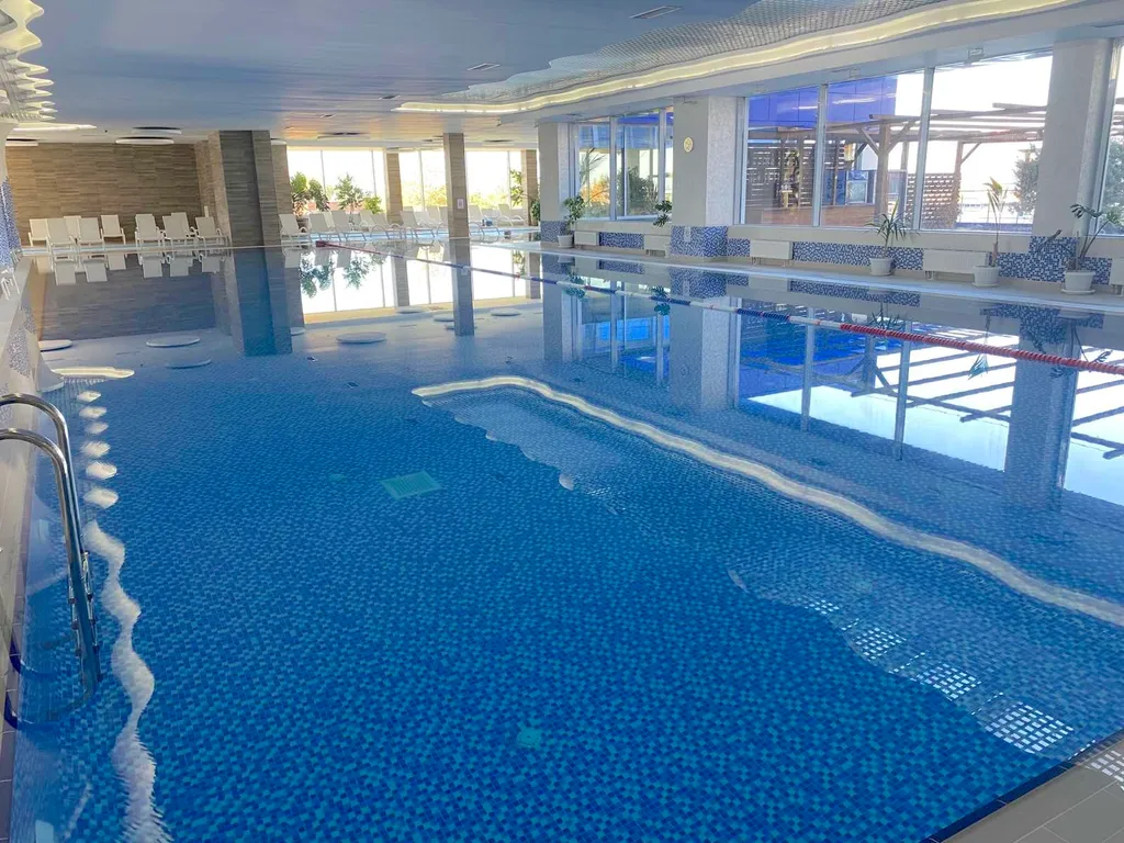 Апартаменты Акваделюкс с шикарным видом на море и большим балконом