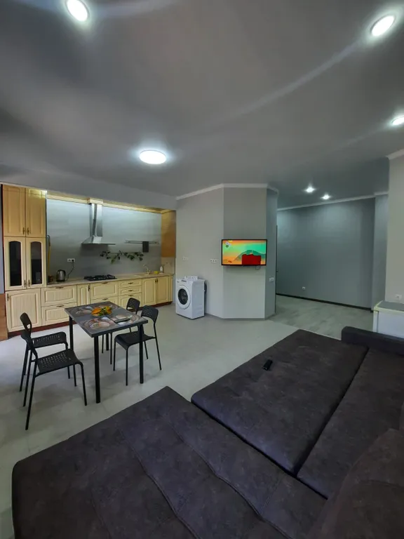 Уютная квартира в центре города рядом с морем