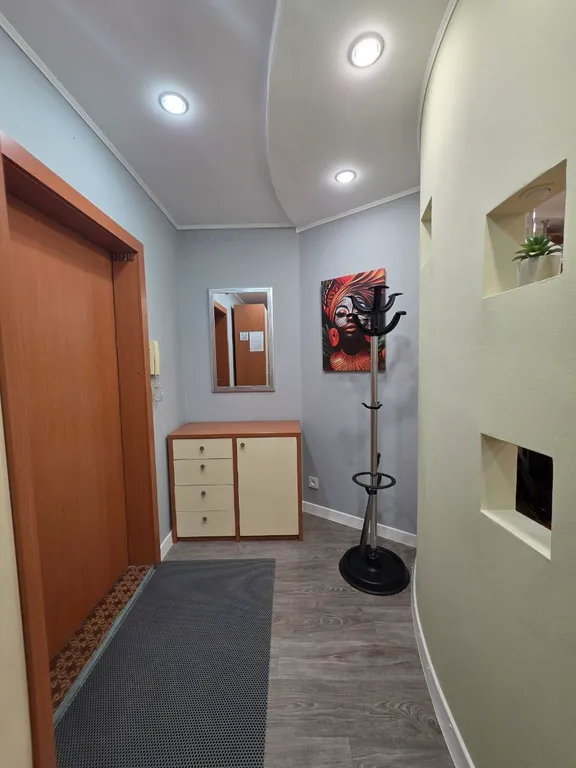 Квартира с круглосуточной водой в центре набережной