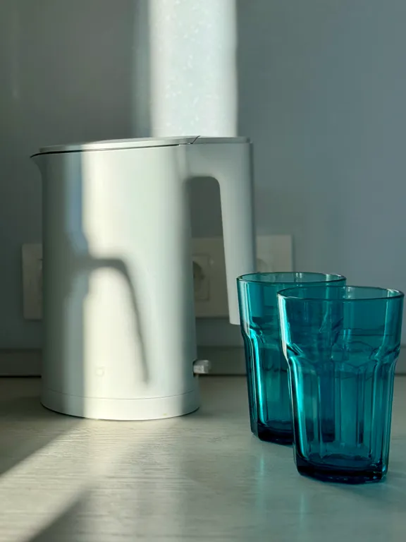 Дизайнерская квартира и бассейн на территории комплекса