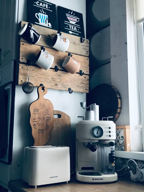 Уютный семейный дом у озера