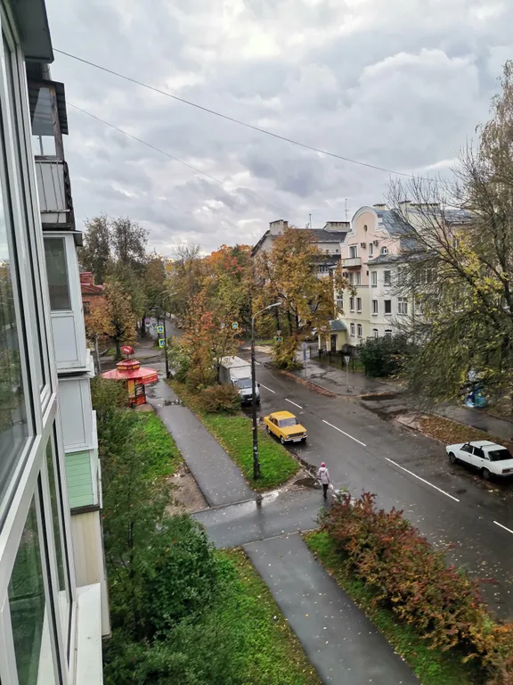 Двухкомнатная квартира с современным ремонтом в самом центре города