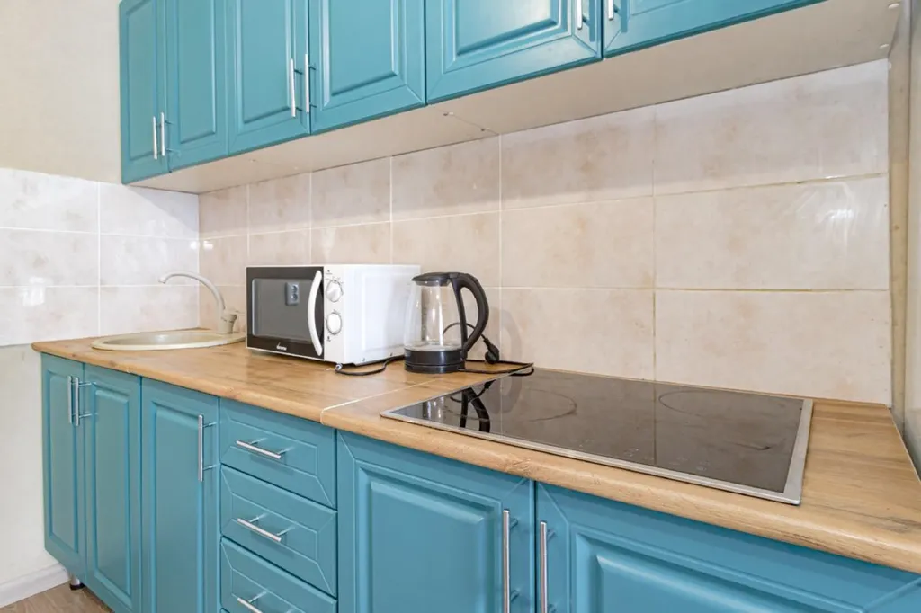 Уютная евро-трехкомнатная квартира в сердце столицы с видом на город