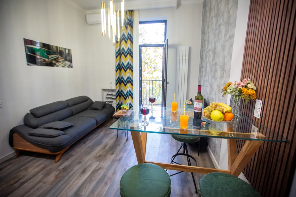 Lilu's Apartment in the center of Tbilisi