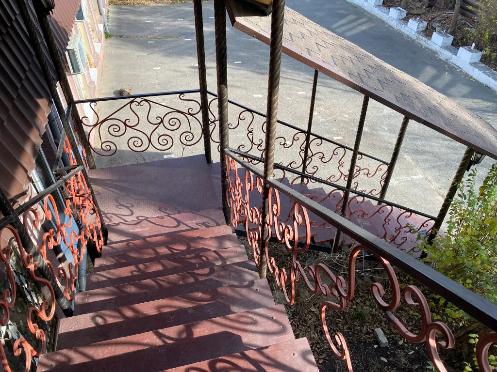 Гостиница с садом и баней