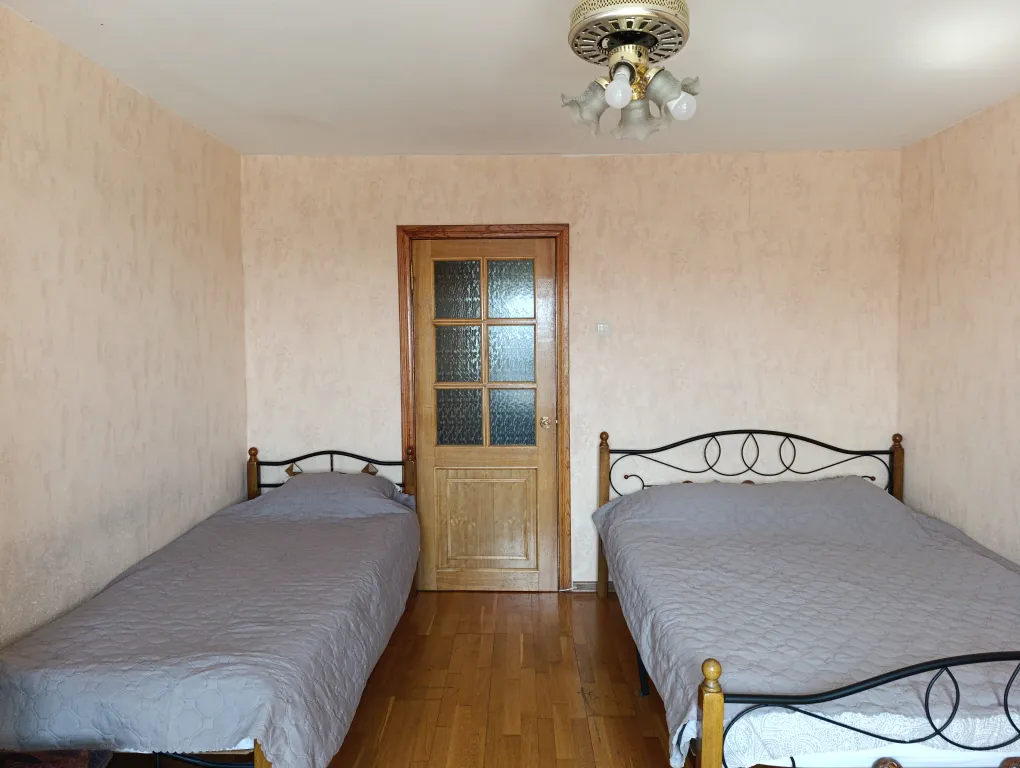 Аэропорт, центр, прямая ветка 4 остановки метро