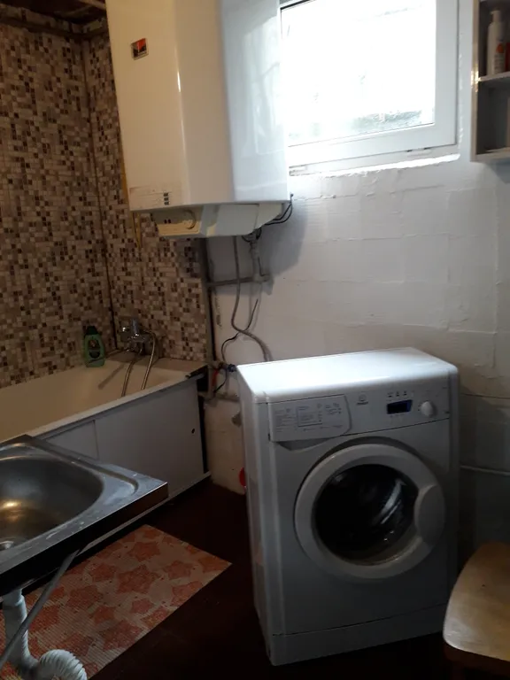 Целый дом с садом и двориком