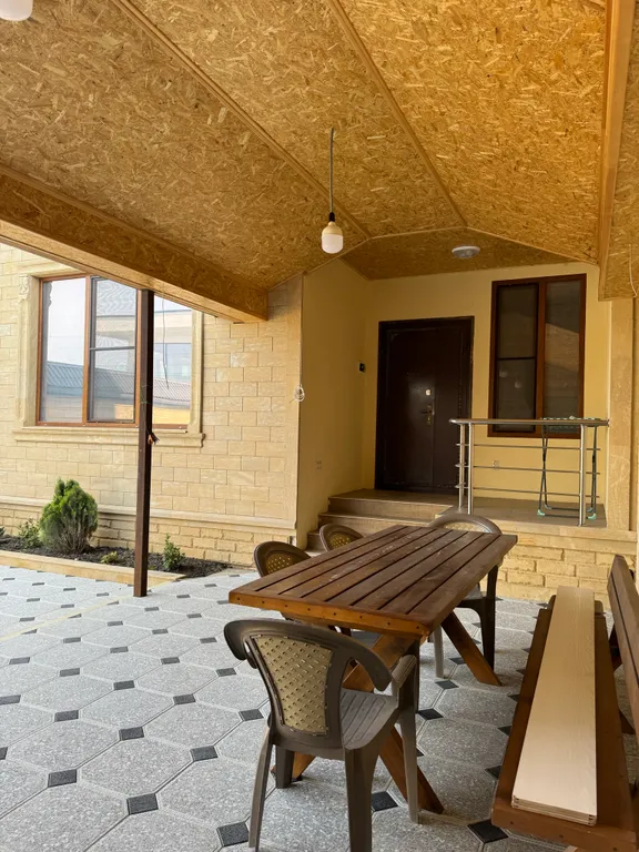 Коттедж на первой береговой