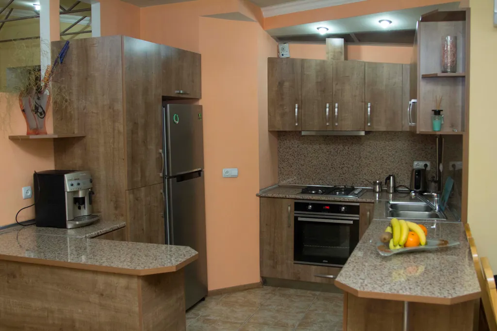 4-комнатная Квартира