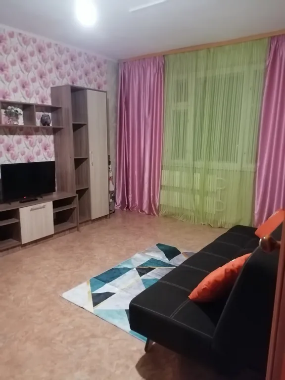 Апартаменты рядом с ТЦ Европа на Стаханова