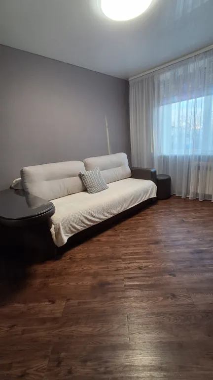 УЮТНАЯ 1-КОМНАТНАЯ КВАРТИРА , С СОВРЕМЕННЫМ РЕМОНТОМ