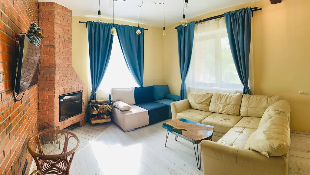 Коттедж Большой дом в лесу — Запорожское