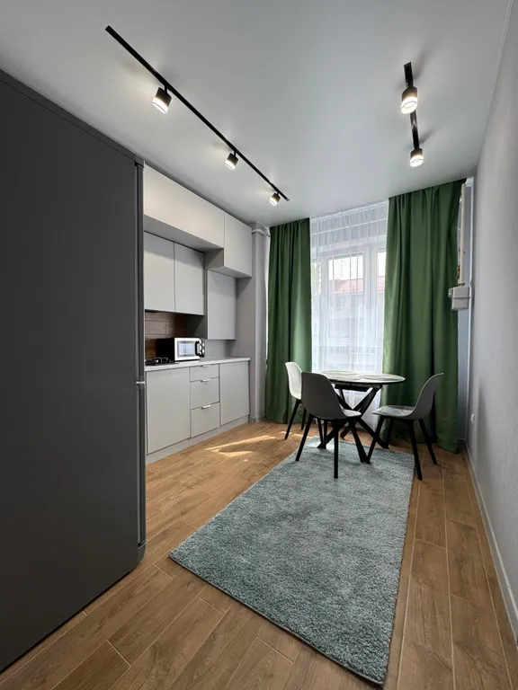 Современная, уютная квартира с дизайнерским ремонтом рядом с морем — аренда посуточно в Мариуполь