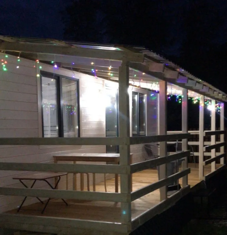 Двухкомнатный домик с террасой