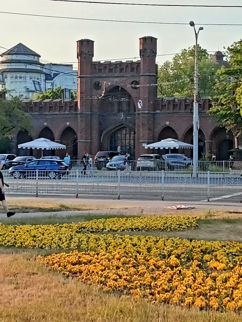 Музей Янтаря в 200 метрах.