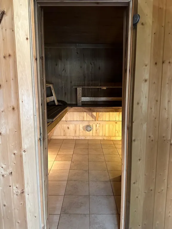 Коттедж Гостевой дом на берегу озера сандал — Сопоха