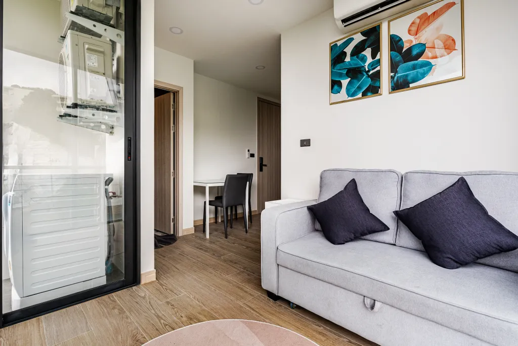 Новые апартаменты с видом на море у пляжа Карон