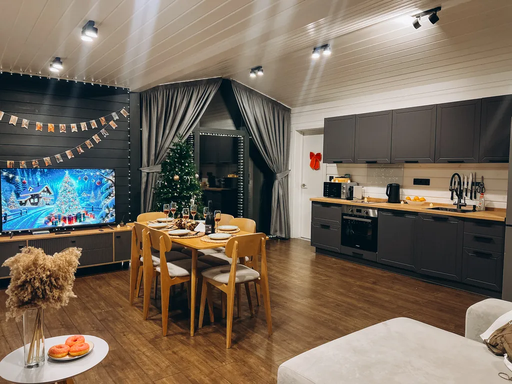 Дизайнерский дом с гриль-мангалом, сауной и большой террасой