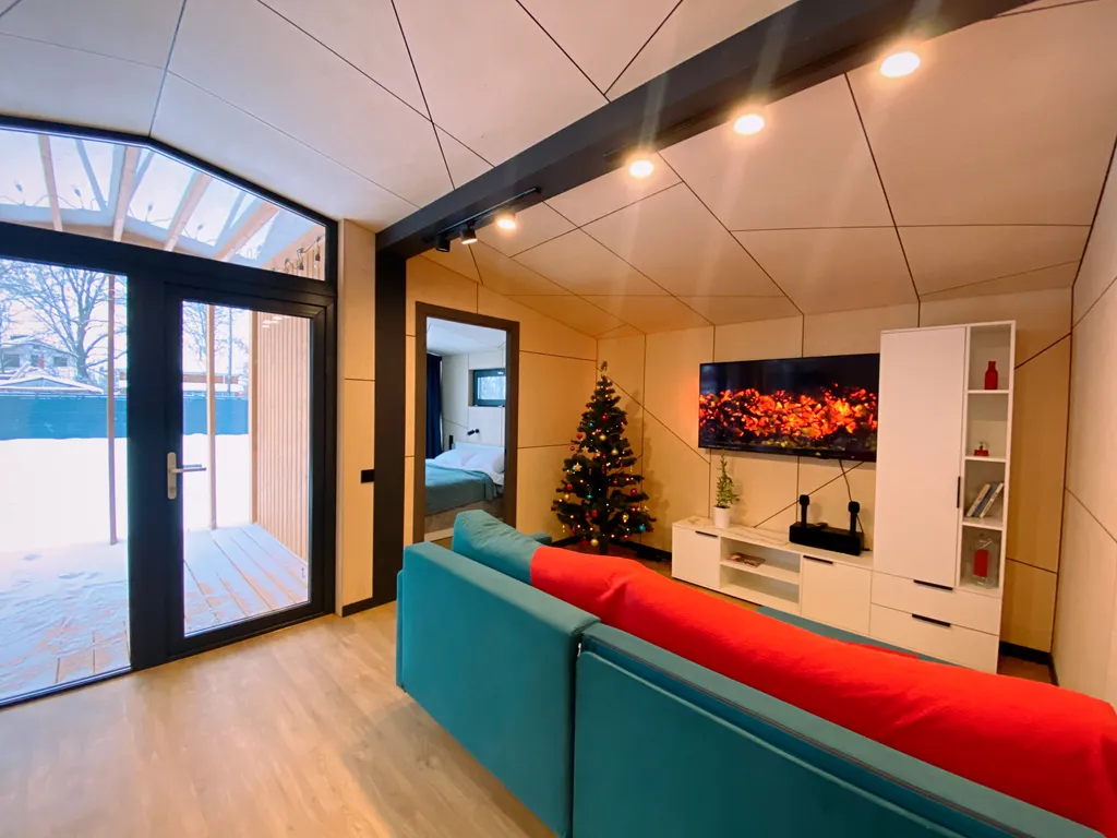 Новый современный дом, от города 7 км