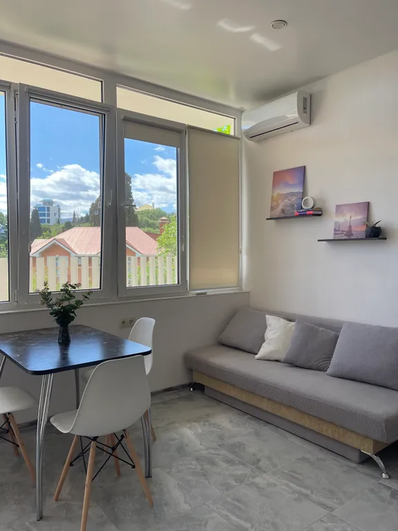 Квартира у моря в частном доме