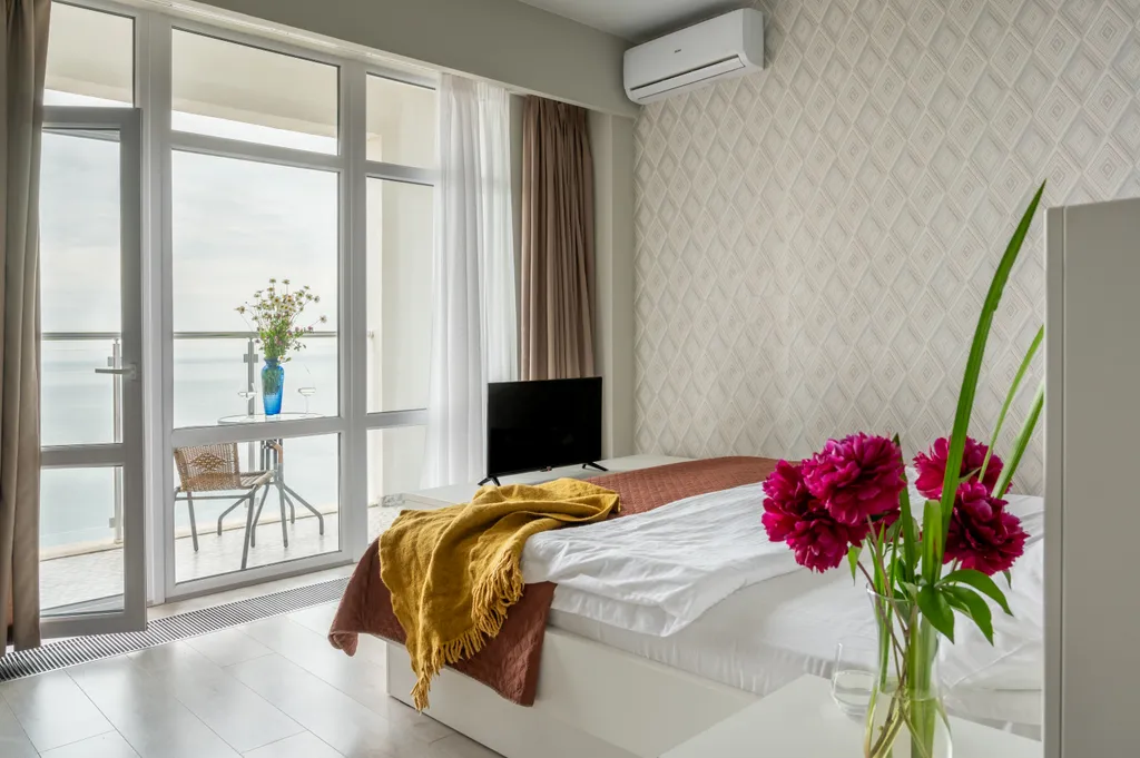 Уютная студия с видом на море