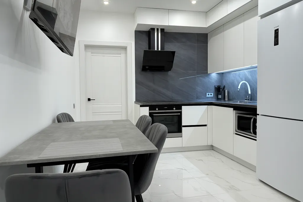 Квартира Квартира рядом с ТРЦ Меганом — Мирное