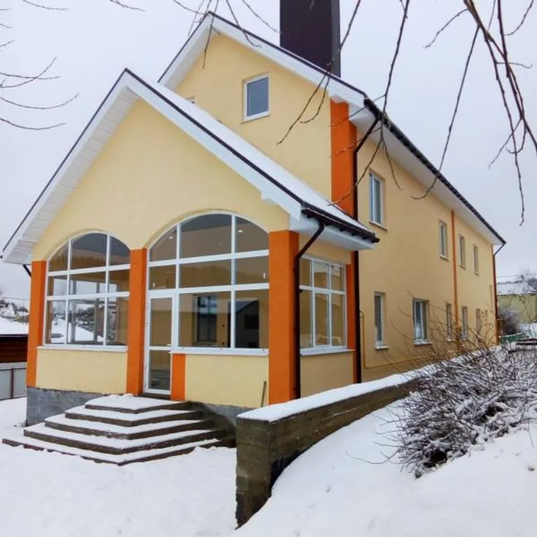 Гостевой дом, коттедж-клуб-баня для семейного отдыха — аренда посуточно в Минск