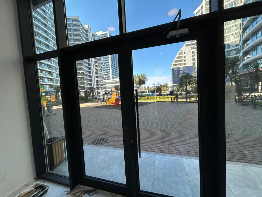 Whait Sails Apartments у бассейна для большой семьи