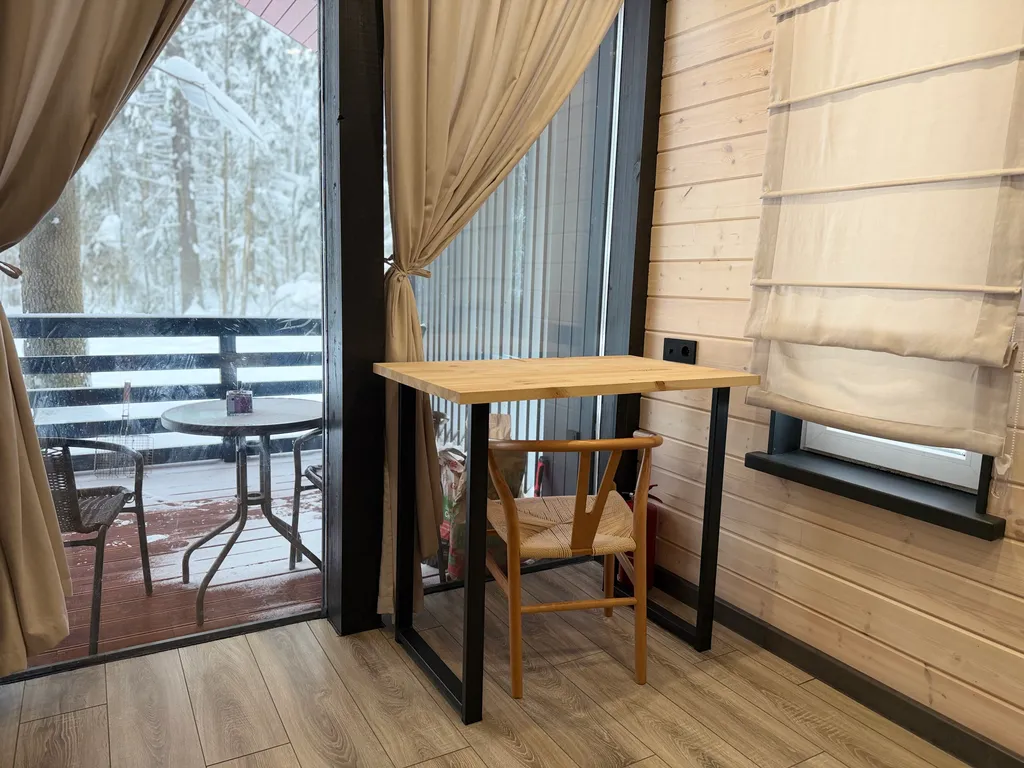 Просторный дом для компании с камином, сауной и общей зоной