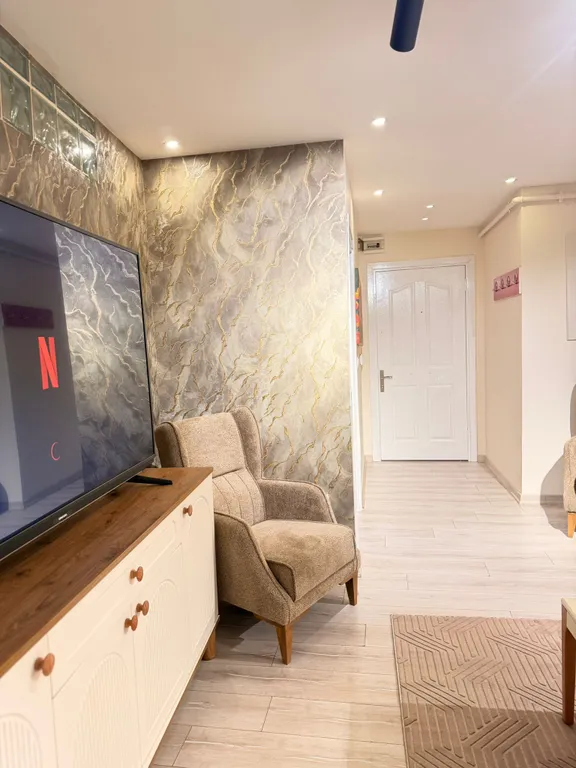 Семейная уютная квартира 16N