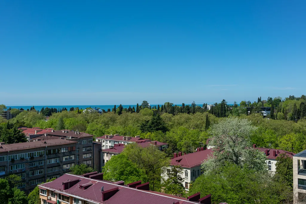 Красивая квартира в центре с видом на море и подземным паркингом