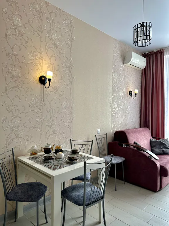 Квартира Квартира Евродвушка в двух шагах от лазурных волн — Геленджик