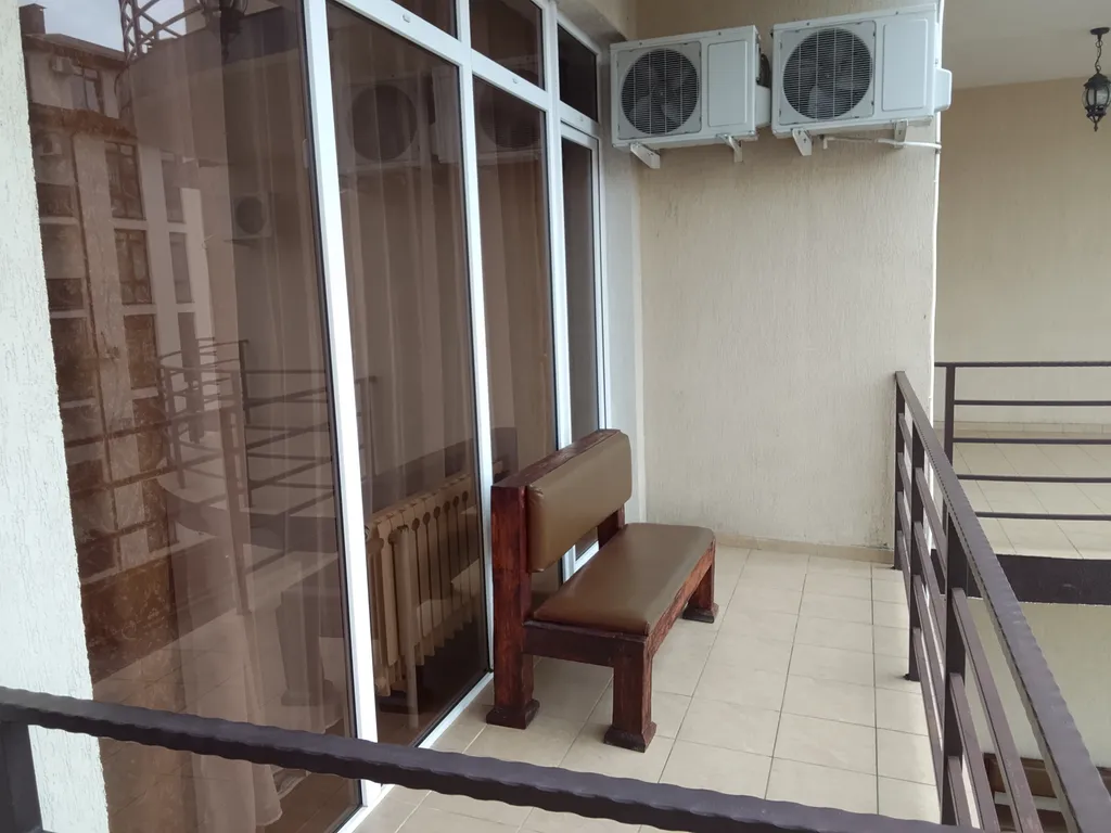 Двухместный номер с раздельными кроватями и балконом