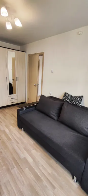 Рядом ЖД вокзал, автовокзал, Синегорье, парк Пушкина, магазины