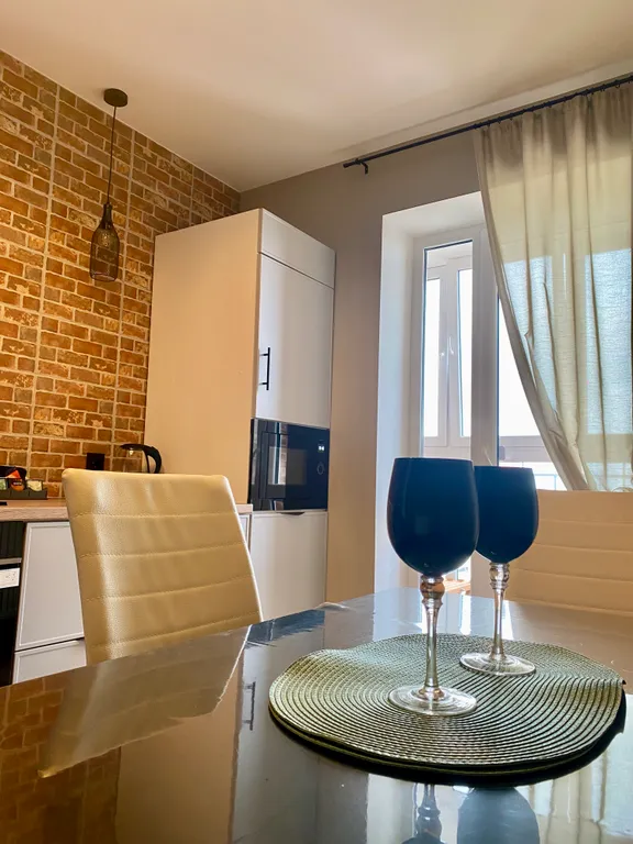 Квартира 2-комнатная квартира с видом на Рыбную деревню и Кафедральный собор — Калининград