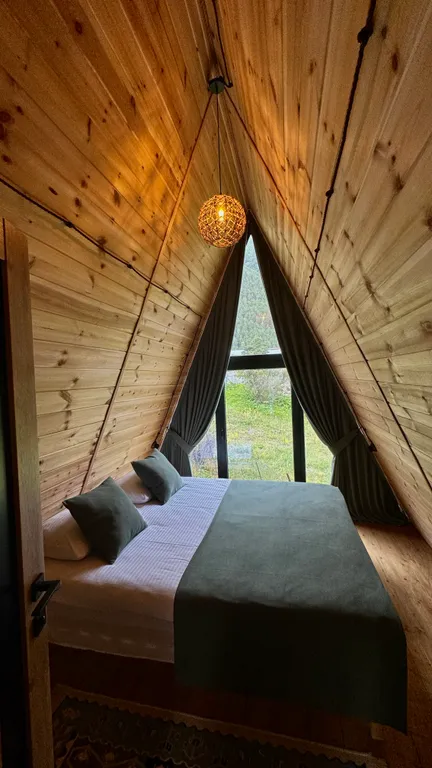 Уютный домик с панорамным видом на горы