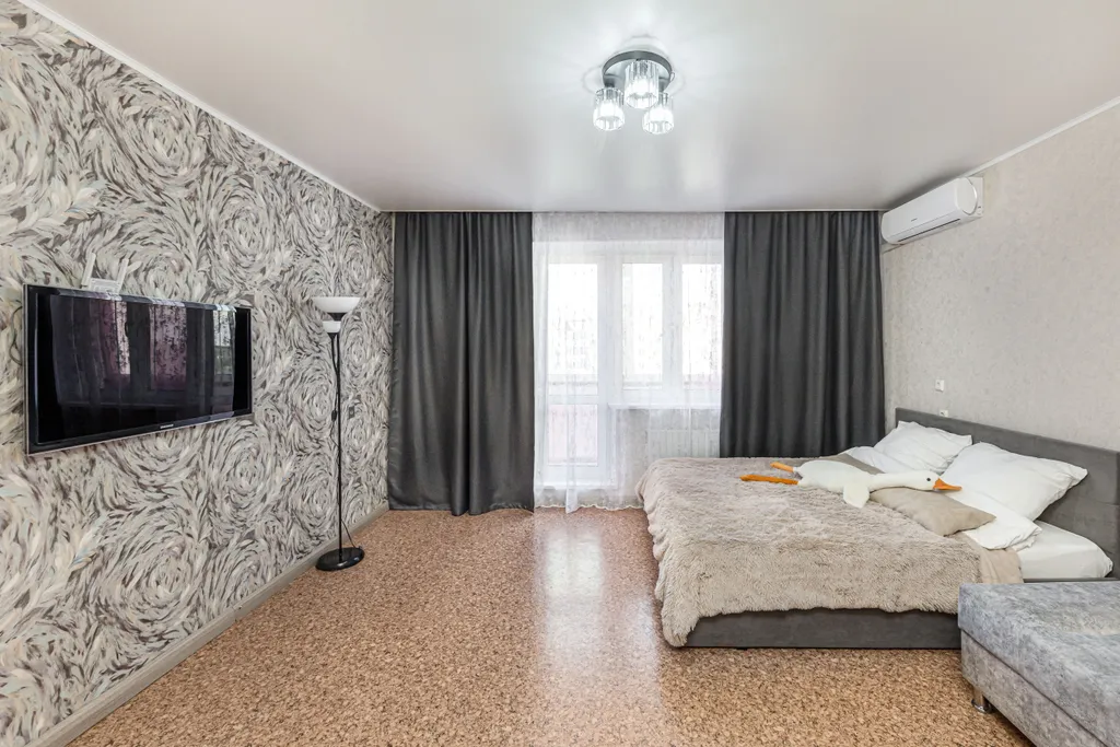 Большая квартира, с отдельной кухней