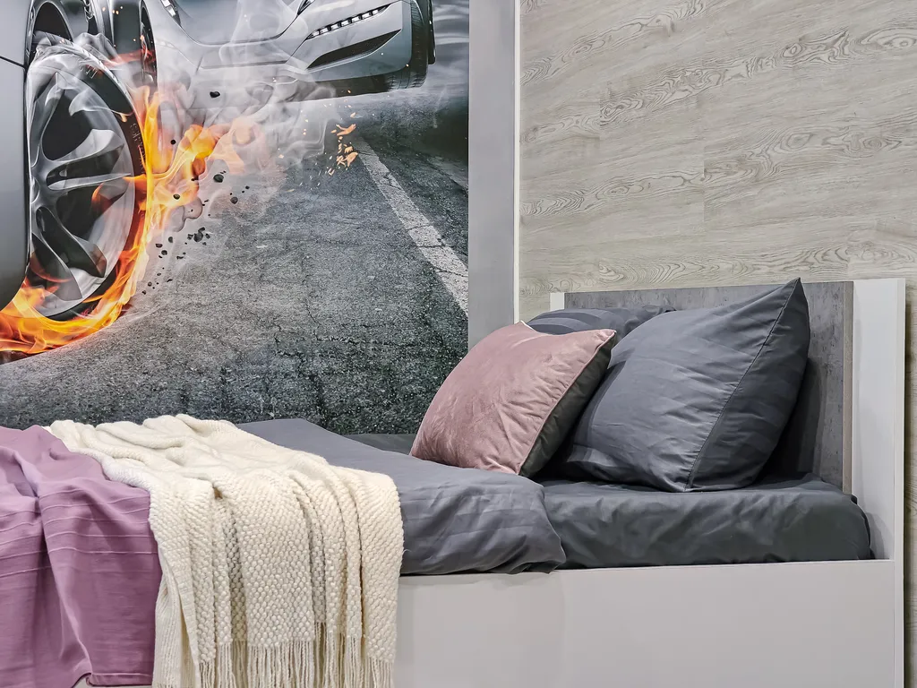 Масштабная двухкомнатная с кроватью super king-size в ЖК Дождь