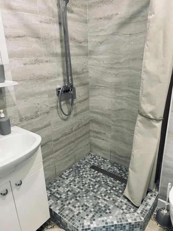 Уютная квартира у Ледового дворца Атлант