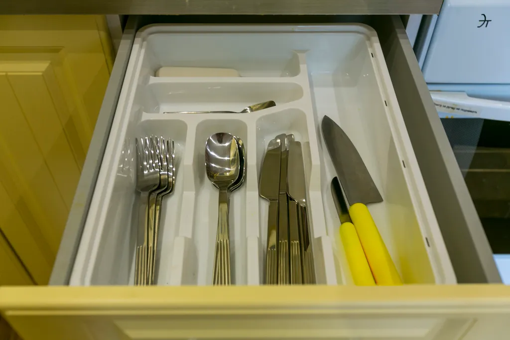 Комфорт и уют в двухкомнатной квартире на тихой улице