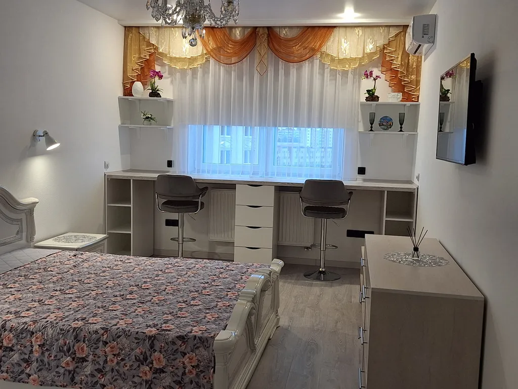 Квартира Квартира Уютная, светлая, с кондиционером в новом р-не с развитой инфраструктурой — Калининград