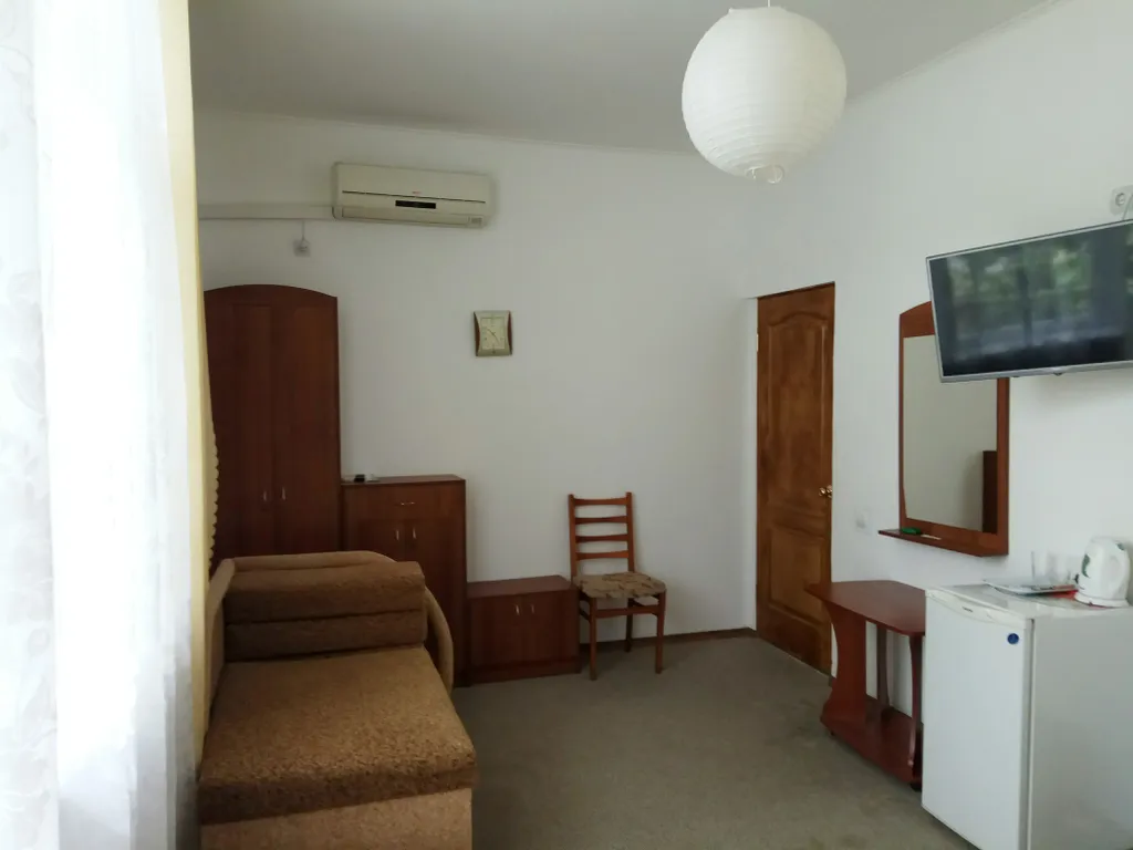 Двухместная комната с двумя кроватями, большой балкон