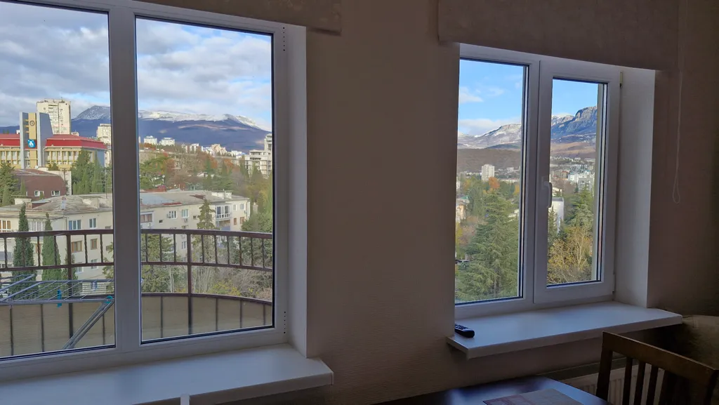 Свежая 1-комнатная квартира с дизайнерским ремонтом