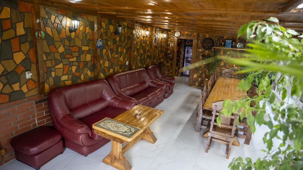 Уютный коттедж с теплым бассейном и большим чаном