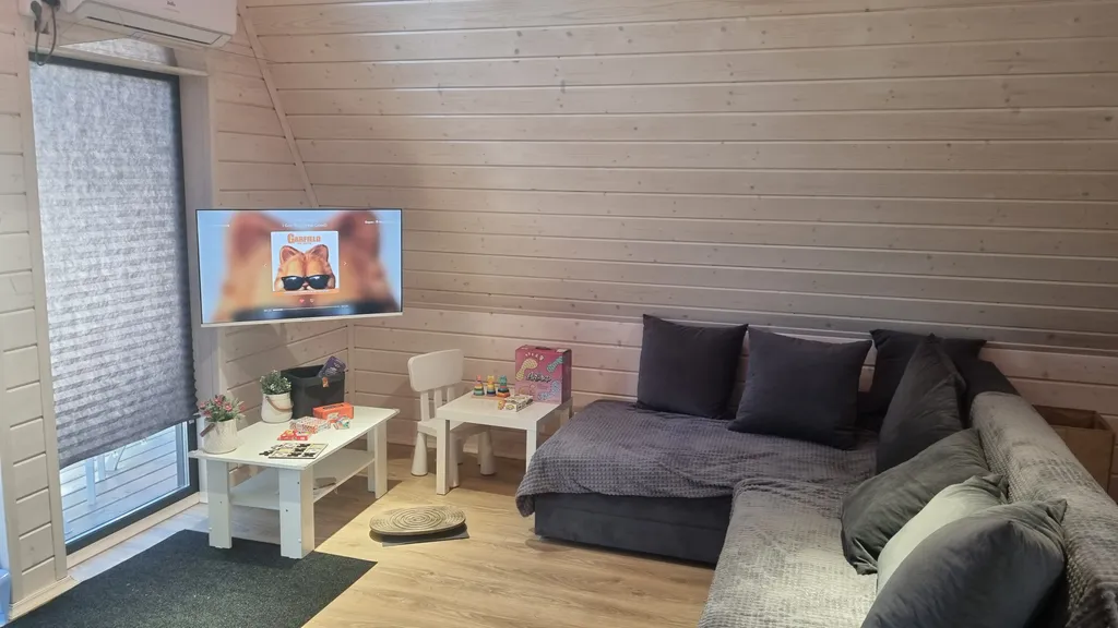 Просторный и уютный А-фрейм Scarlet House