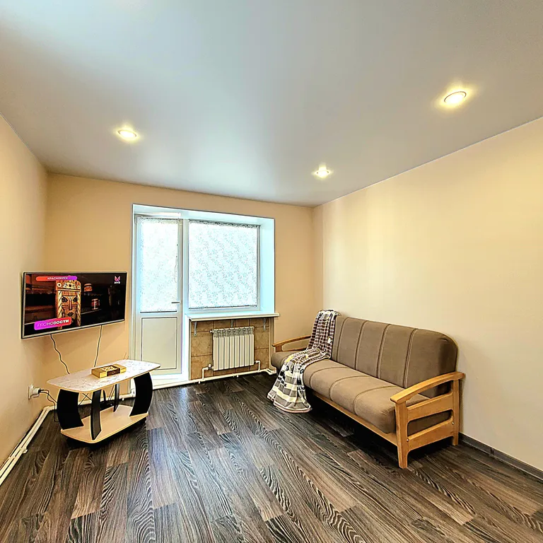 Комфортная светлая квартира с балконом и парковкой