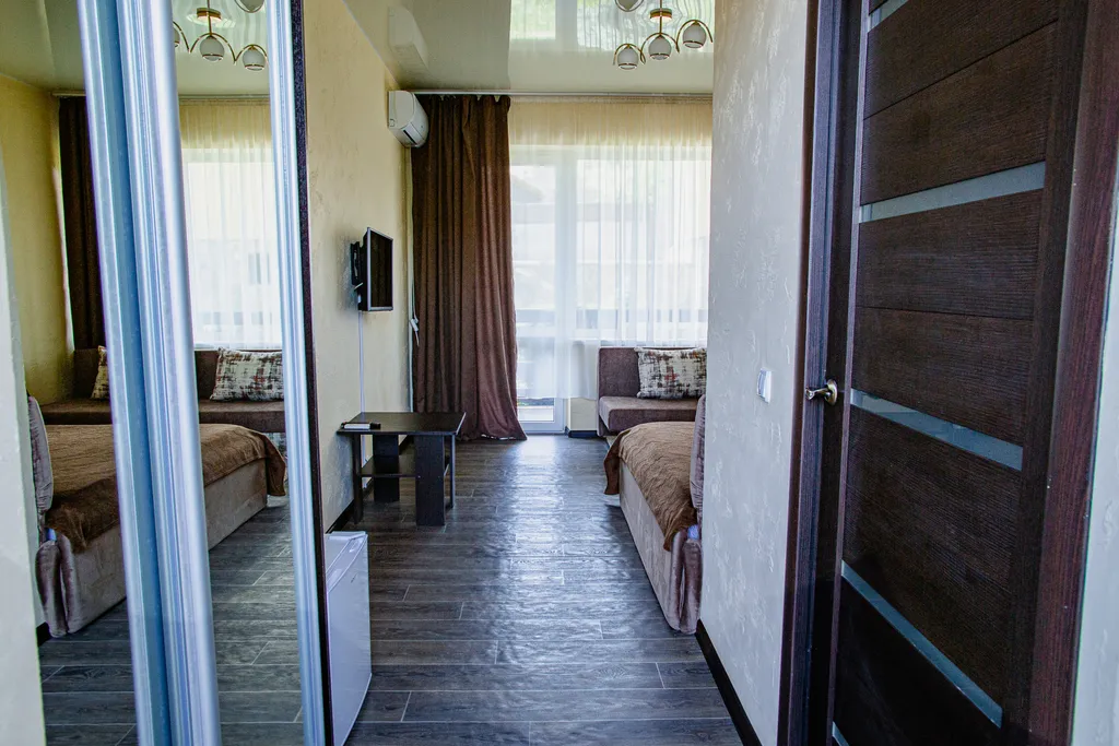 Стандартный номер с балконом с видом на Генуэзскую крепость