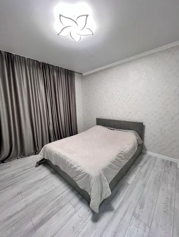 Новы дом у набережной