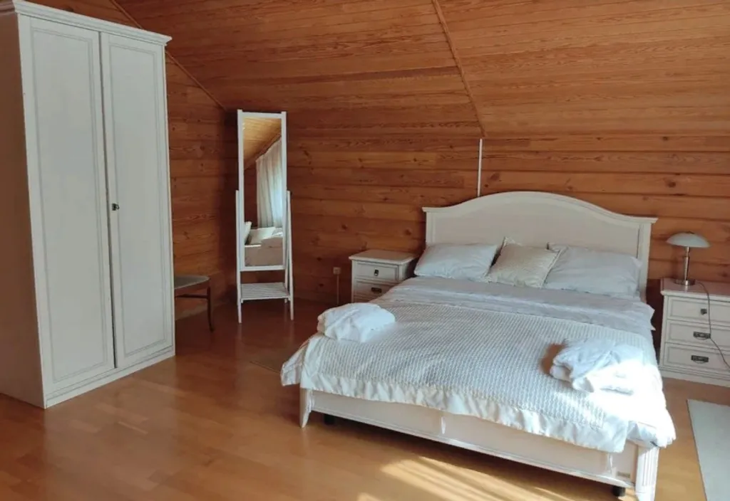 4-комнатный Дом